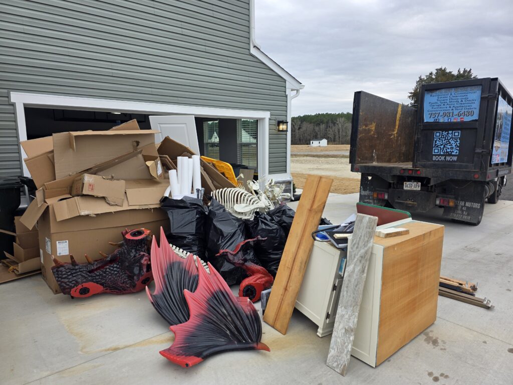Before and After Garage Cleanout Service in Chesapeake VA.